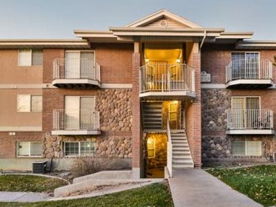 1246 W 1420 N #143