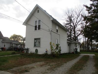Property at 608 Oakwood Ave, Owosso, MI