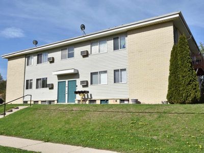 1104 Green Tree Road