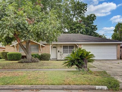 6131 Tiffany Dr