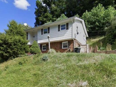 612 Ridgeview Rd