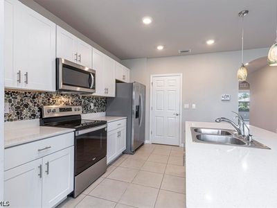 1806 NW 21st Ter