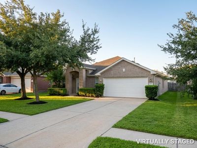21522 Pointed Oak Ln