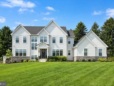9 Foxtail Ln