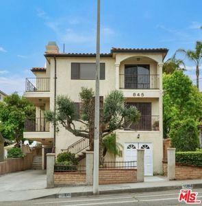 845 W 19th St #1