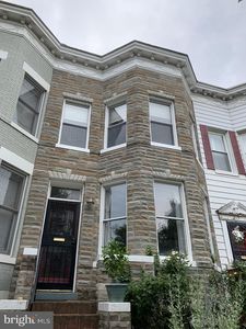 417 G St NE