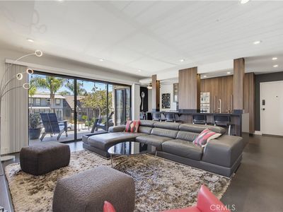 1525 E Appleton St APT 201
