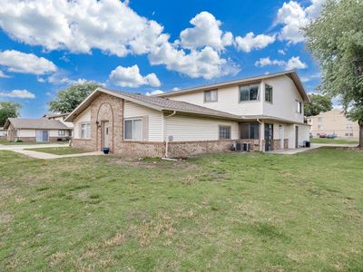 8700 W University St APT B