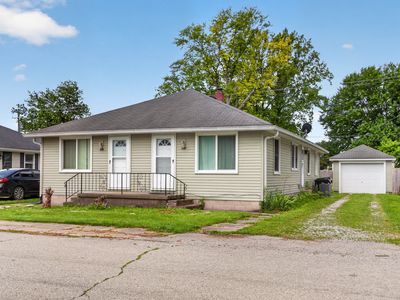 413 S Main St