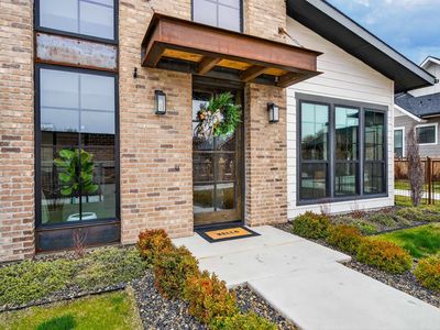 2526 W Rustic Frg