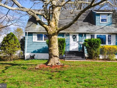 16 Bittersweet Rd
