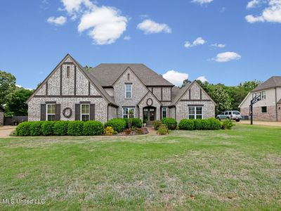 14685 Saint Charles Dr