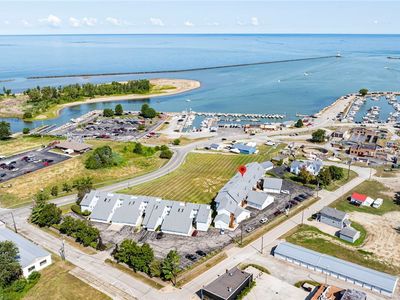 1025 Harbor St APT 23