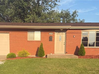 222 Petrick Ave