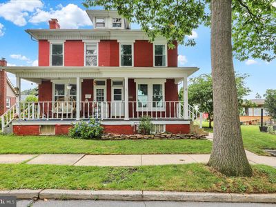 707 Oley St