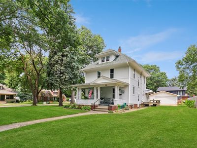 210 W Jackson Ave