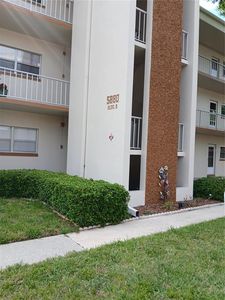 5880 38th Ave N APT 304