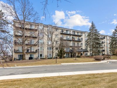 8620 Waukegan Rd UNIT 405