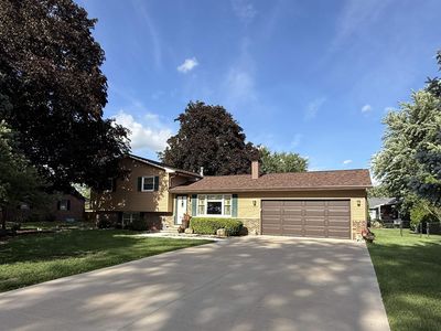 2963 Lincoln Park Dr