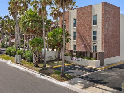 110 E Verna Jean Dr #204