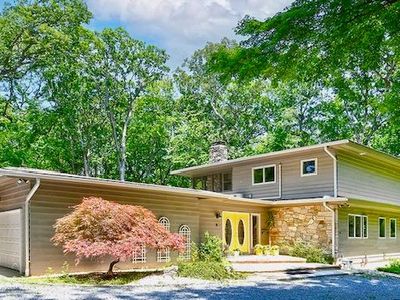 Property at 2 Wooded Court, Lloyd Harbor, NY