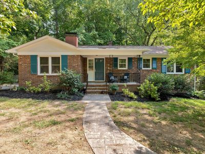105 Lexington Rd