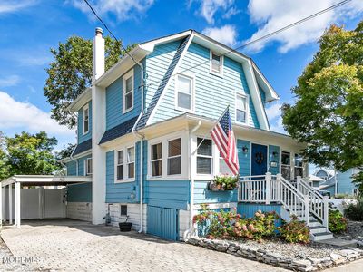 208 Bridge Avenue