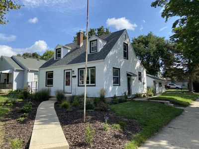 3700 N 99th STREET