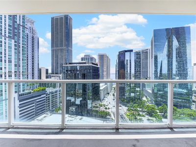 1250 S Miami Ave APT 2004
