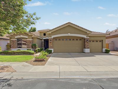 439 W KNIGHT Lane