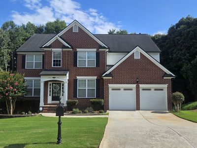 923 Van Briggle Path NE