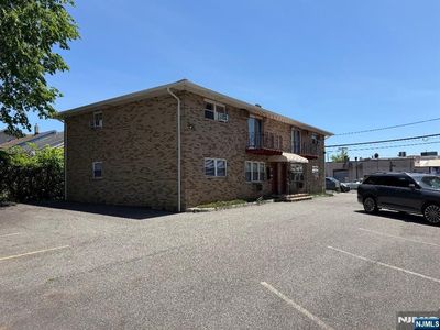 44 Burgh Ave #3