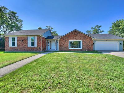 124 Holly Woods Dr