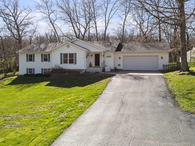 Property at 1430 Woodland Dr, Sherrard, IL