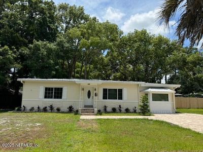 183 SHORES Boulevard