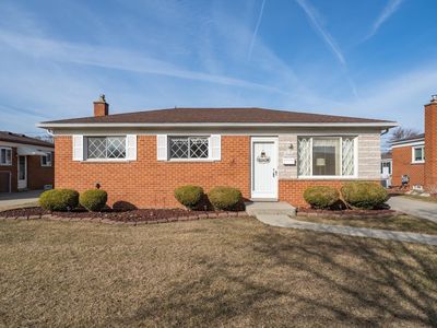 32405 Gloede Dr