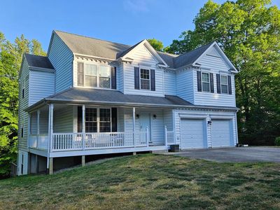 3020 Blackberry Ln