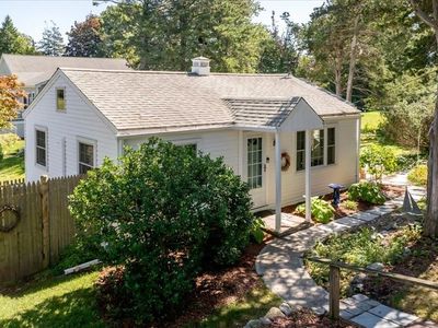 82 Beach St
