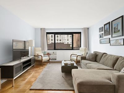 10 W 66th St APT 7C