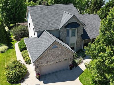 4698 Schauman Dr