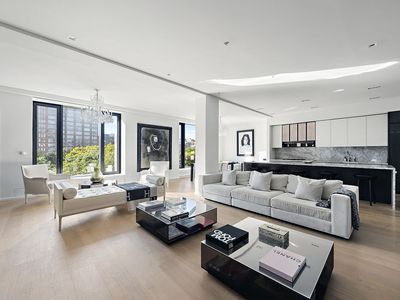 11 Beach St APT 4A