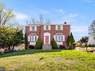 255 Gibbons Rd