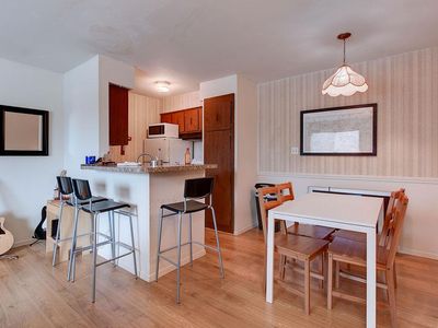 2207 Leon St APT 202