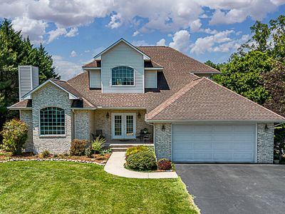 23 High Meadow Dr