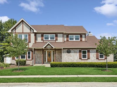 27W390 Waterford Dr