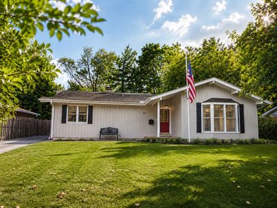Property at 136 E Kimball Ave, Woodstock, IL