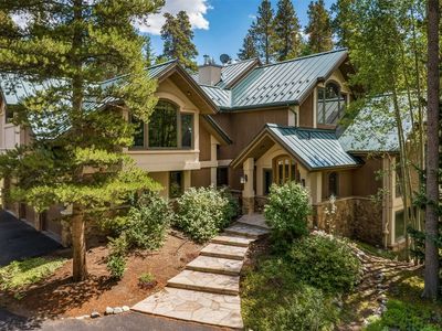210 S Gold Flake Terrace