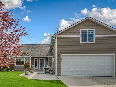 9822 E Hoffman Ct