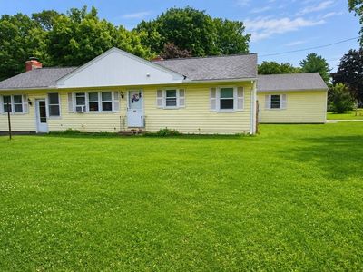 27 Feeding Hills Rd