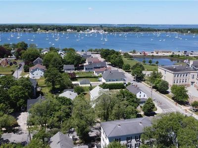 7 Bay View Ave #B